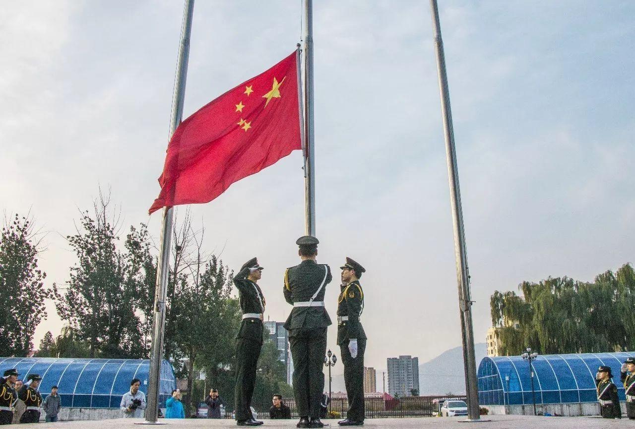 百年战争中的传奇兵器：英格兰长弓