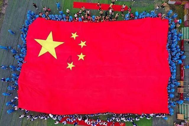 逃出白海豹洞