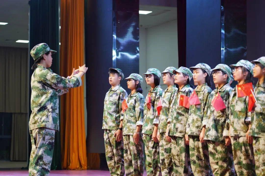 亲自挑选的人按说应该长久是什么歌？游戏画面